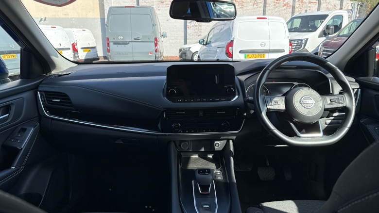 Nissan Qashqai 1.3 DiG-T MH 158 N-Connecta 5dr Xtronic Petrol Hatchback